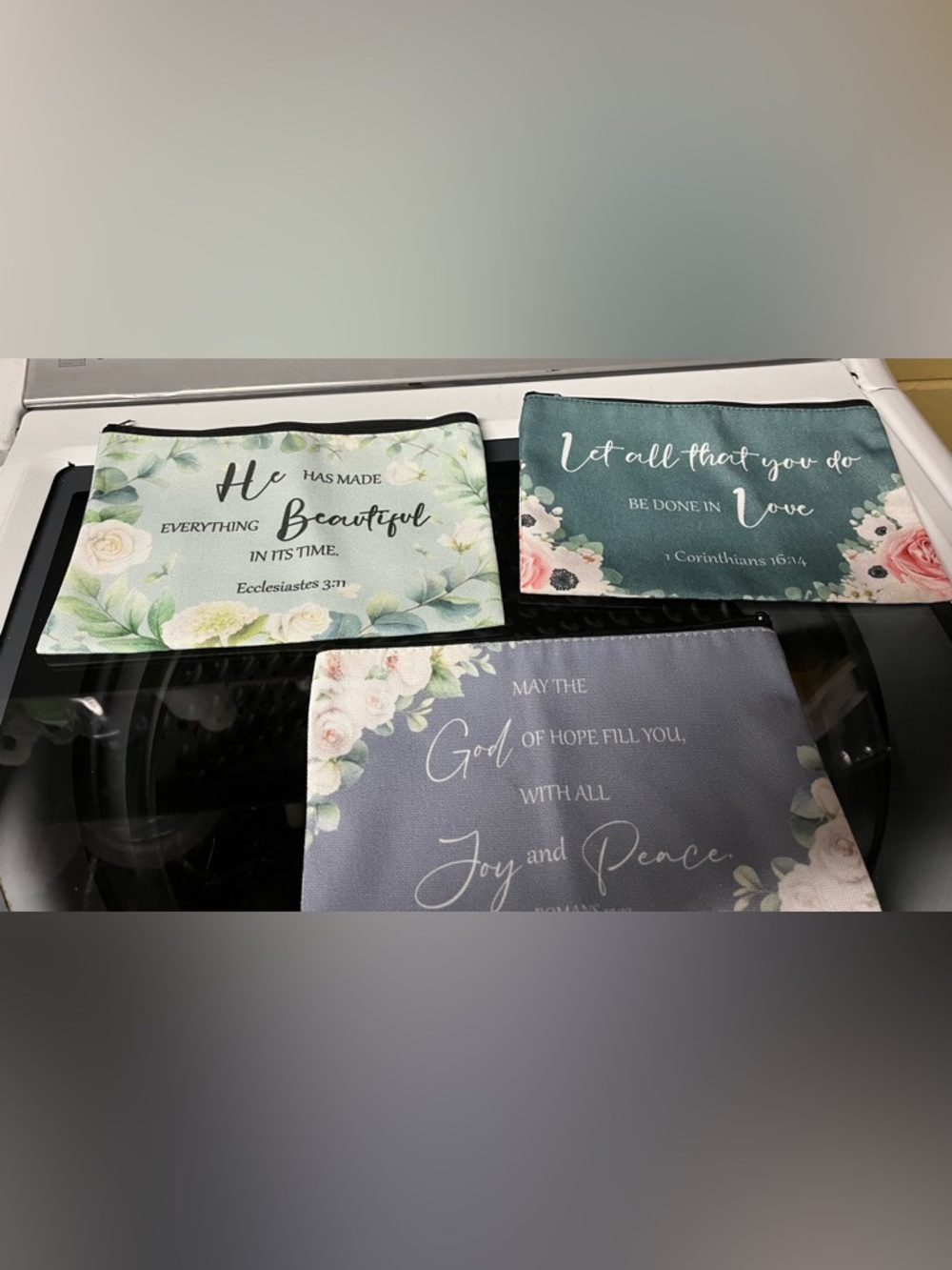 Floral Inspiring Quote Zipper Pouches Set of 3 - Mint, Teal, Gray NWOT Giveaway